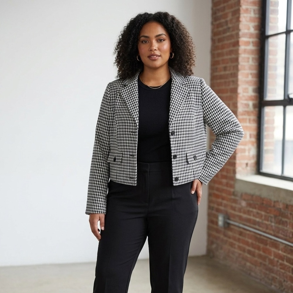 Cider Black & White Houndstooth Cropped Blazer